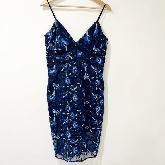 Revolve X Bardot Sapphire Lace Midi floral dress Sz L NWT - Picture 2 of 15